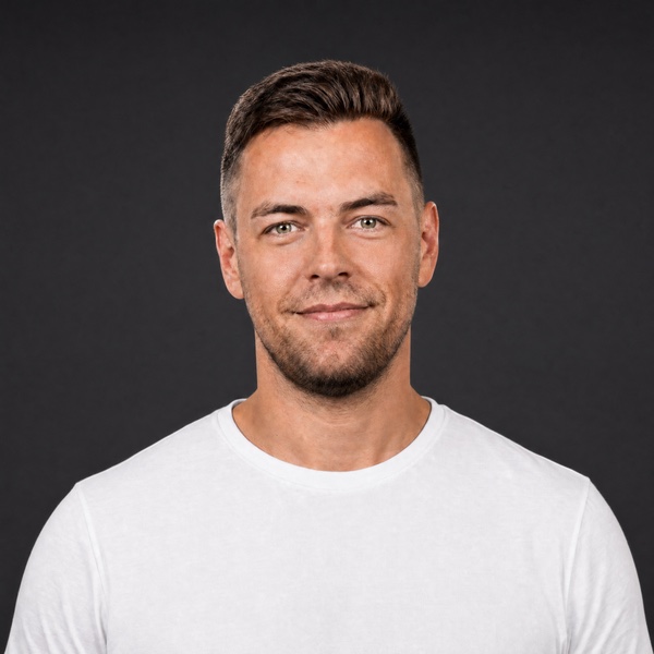 Tobias Zwiener, Marketing